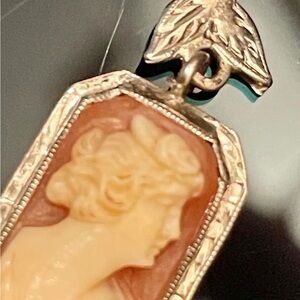 Art Deco 14k White Gold Carved Shell Cameo Necklace Pendant